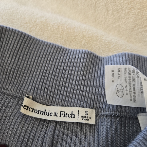 Abercrombie & Fitch Blue Ribbed Wide Leg knit pants - Picture 3 of 6